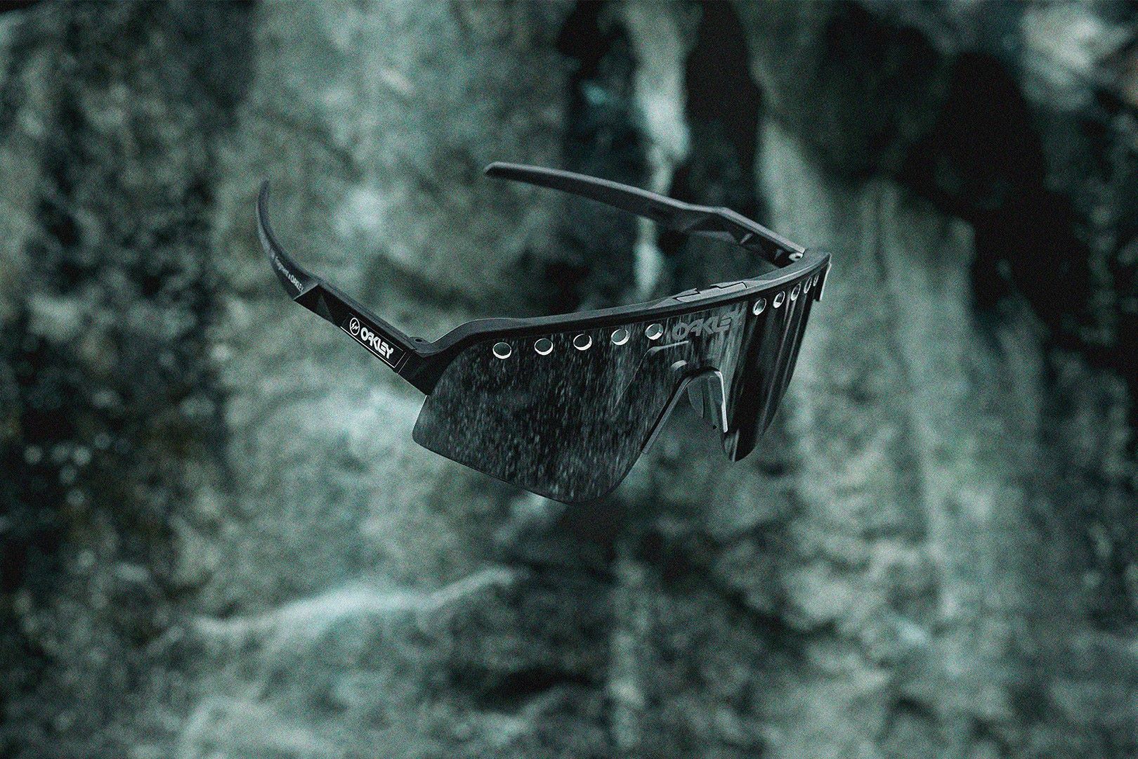 Oakley® X Fragment® Go Wild with Season Seven - SportsWorld Malaysia