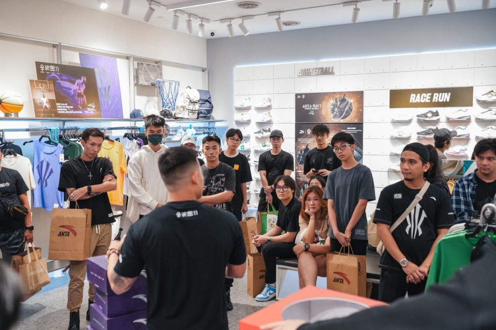 ANTA KAI 1 "Triple Black" collection