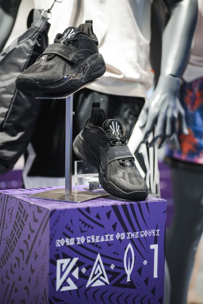 ANTA KAI 1 "Triple Black" collection