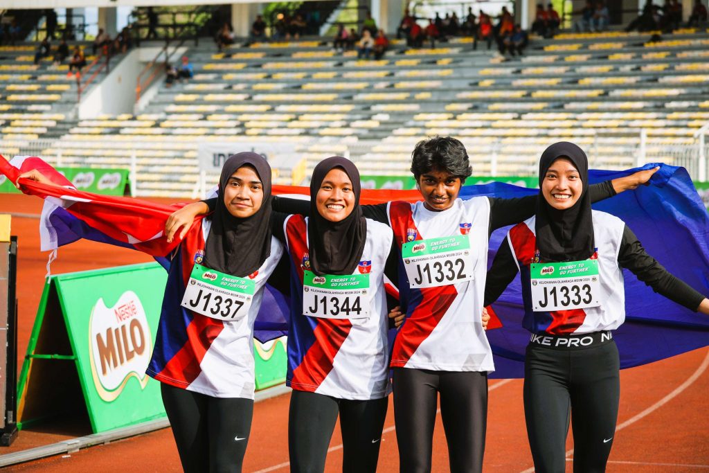 4x400m P18 Winners - Johor (New Record)