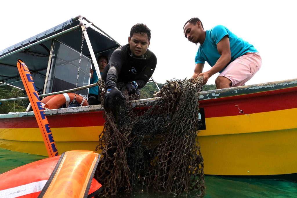 Garmin Malaysia Safeguards Local Ocean Ecosystem with Ghost Net Collection in Johor