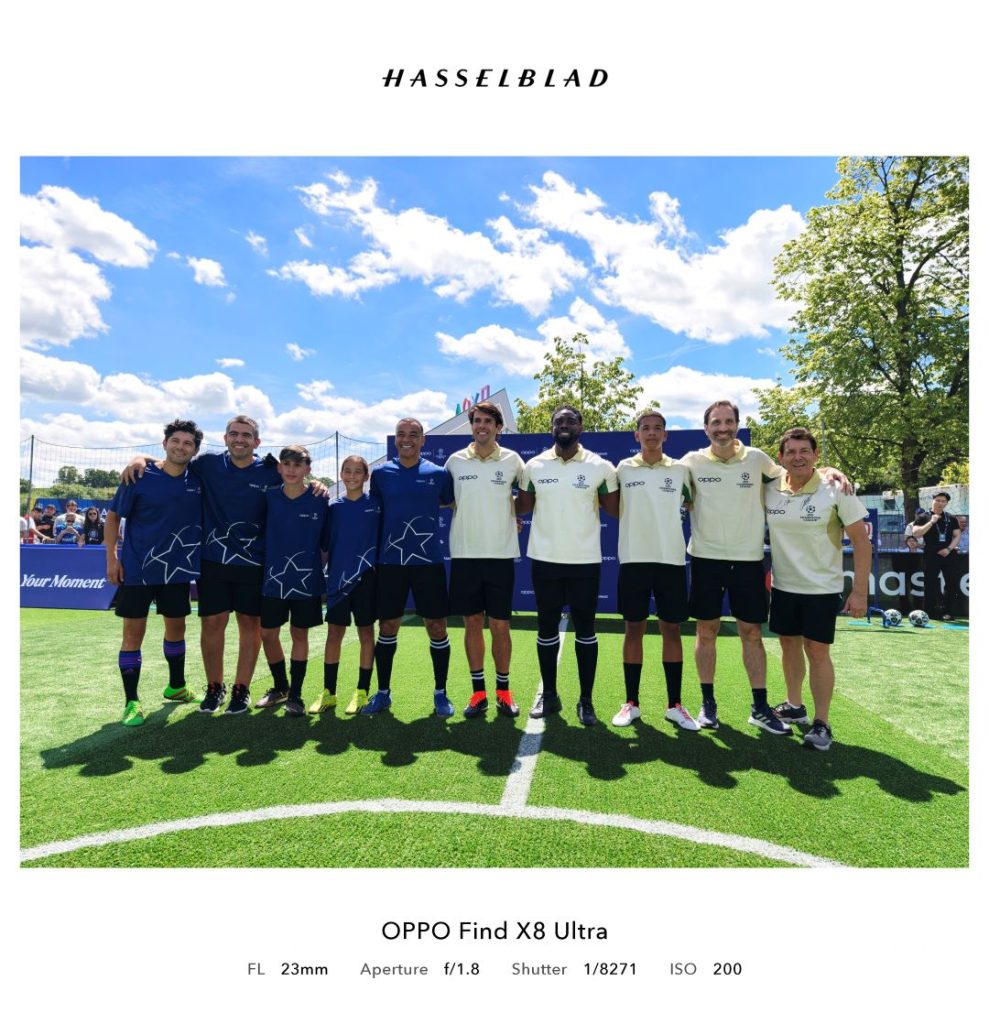 Kaká, Micah Richards and Cafu coached and played a friendly 5v5 game with young players from Brazil