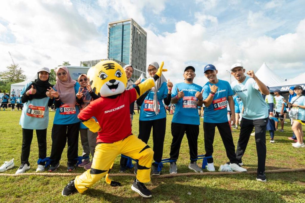 Skechers Friendship Walk 2025
