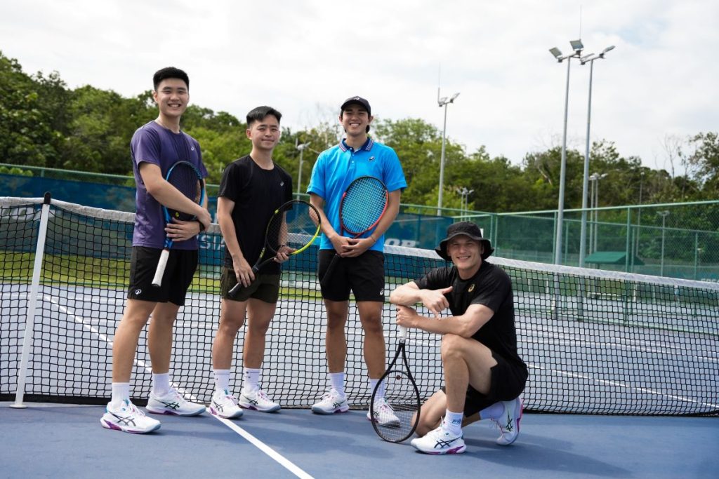 ASICS SOLUTION SPEED™ FF 4 Tennis Shoe