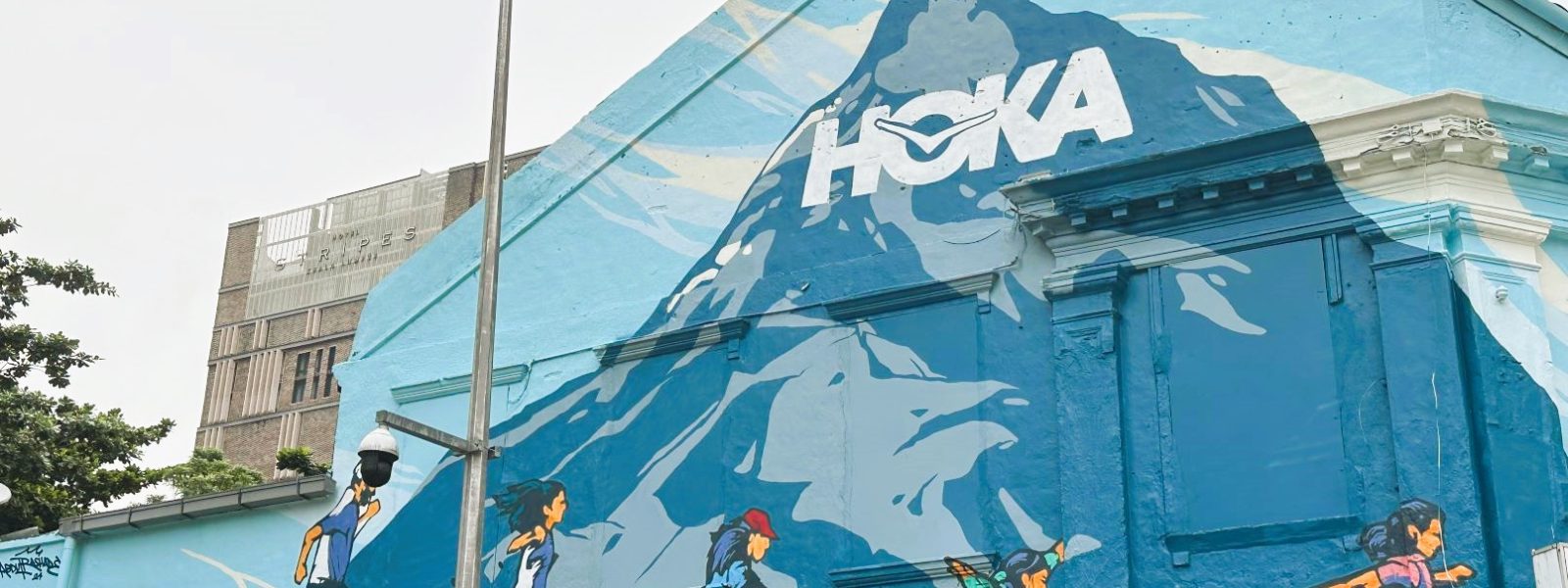 Hoka We Are All Born To Fly’ Mural